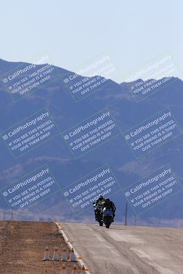 media/Feb-06-2025-Racers Edge (Thu) [[c17ed6f7b1]]/2-B Group/Session 4 End (Turn 10 Backside)/